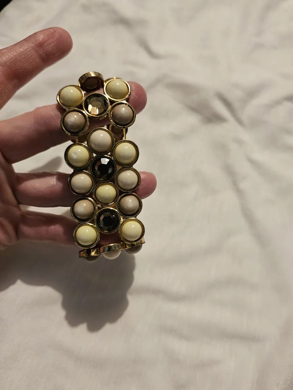 Gold-Tone Bracelet with Cream, Pale Yellow and Beige Cabochons